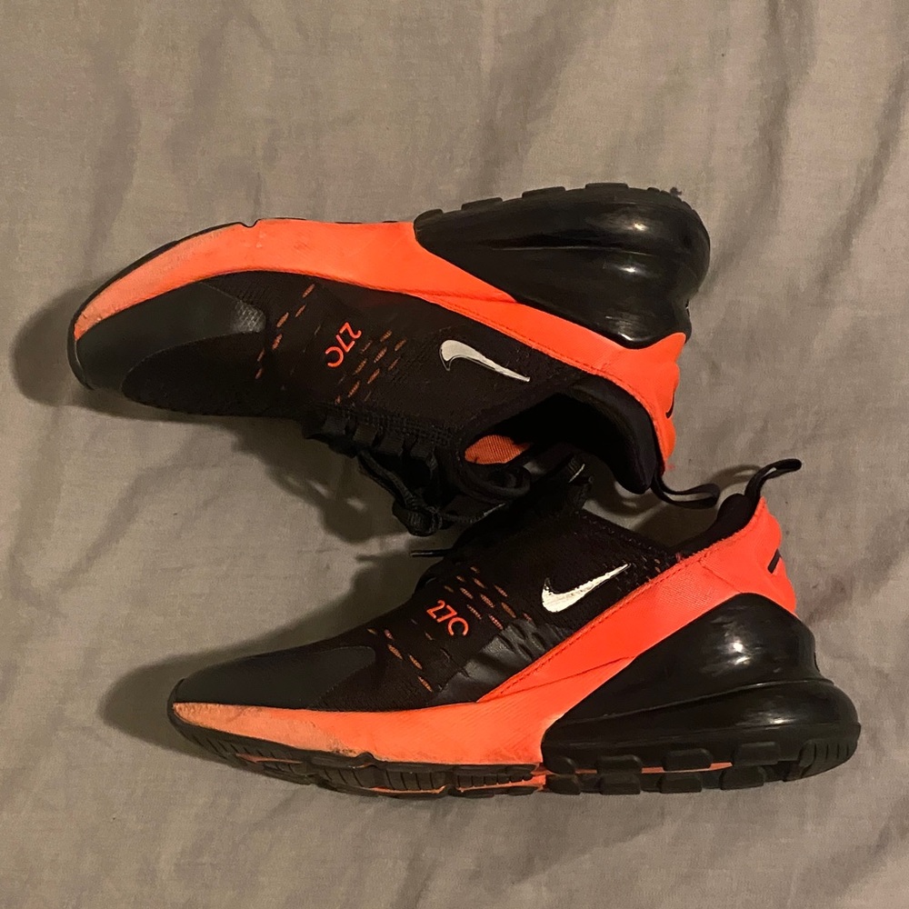 Women’s Nike Air 270